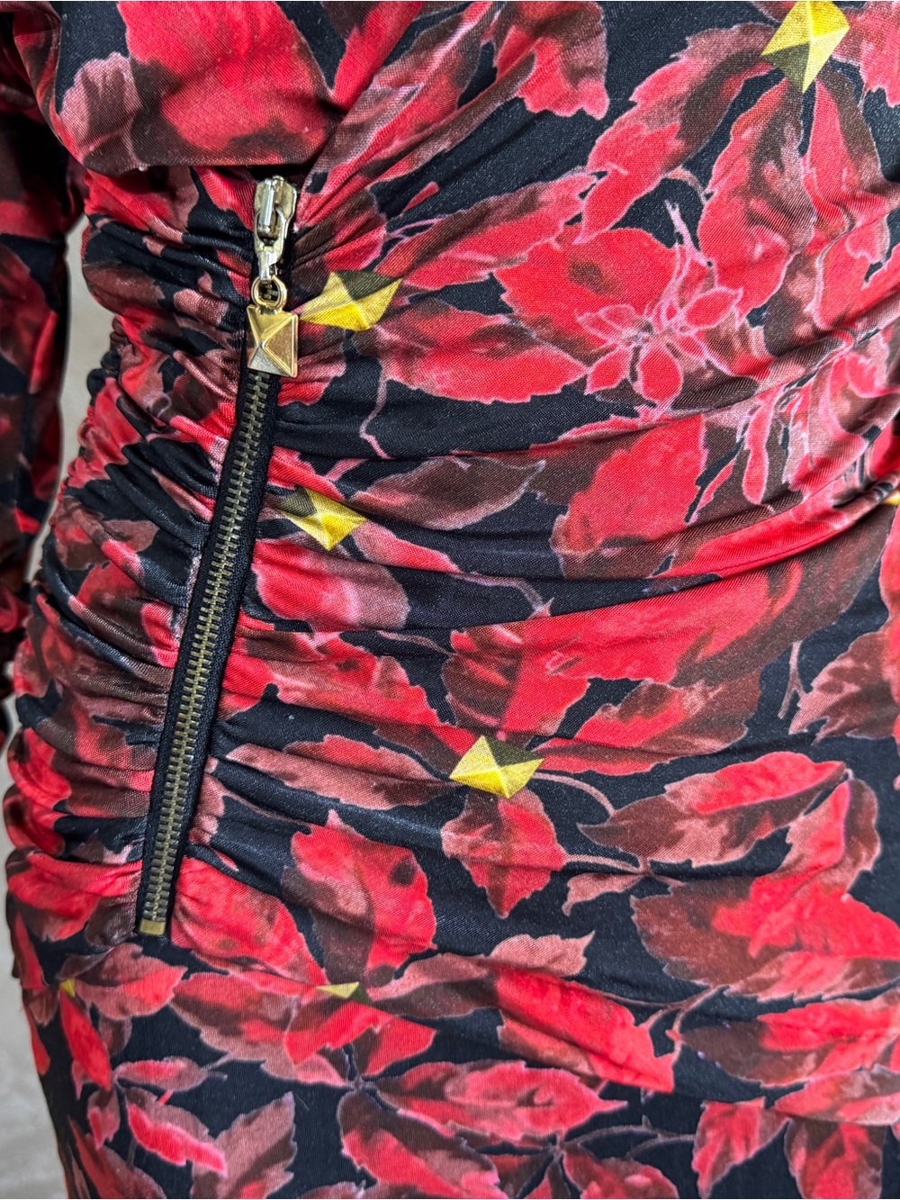 Designer Class ROBERTO CAVALLI Red Floral Ruched V-Neck Dress Y2K Sz 6 - Picture 2 of 13